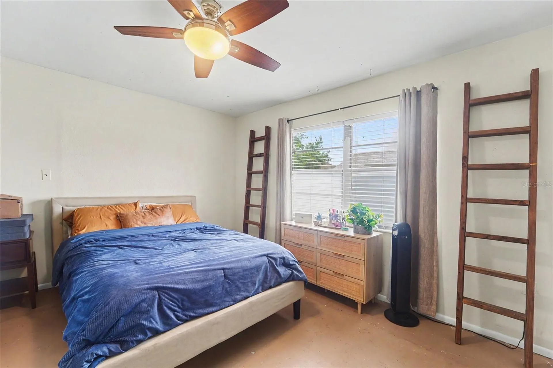 1215 Persimmon Drive Holiday FL 34691