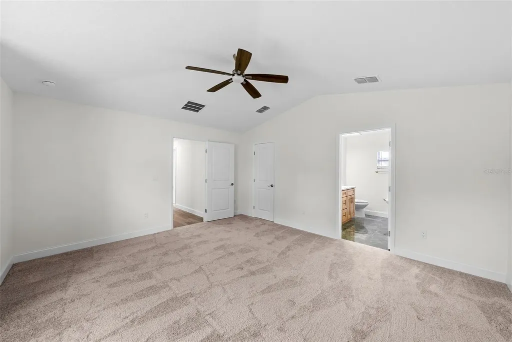 5160 80th Way N St Petersburg FL 33709
