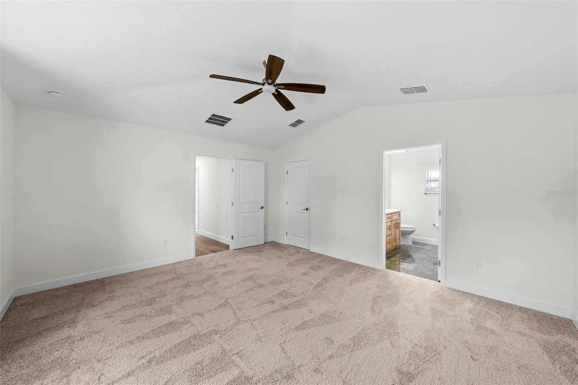 5160 80th Way N St Petersburg FL 33709