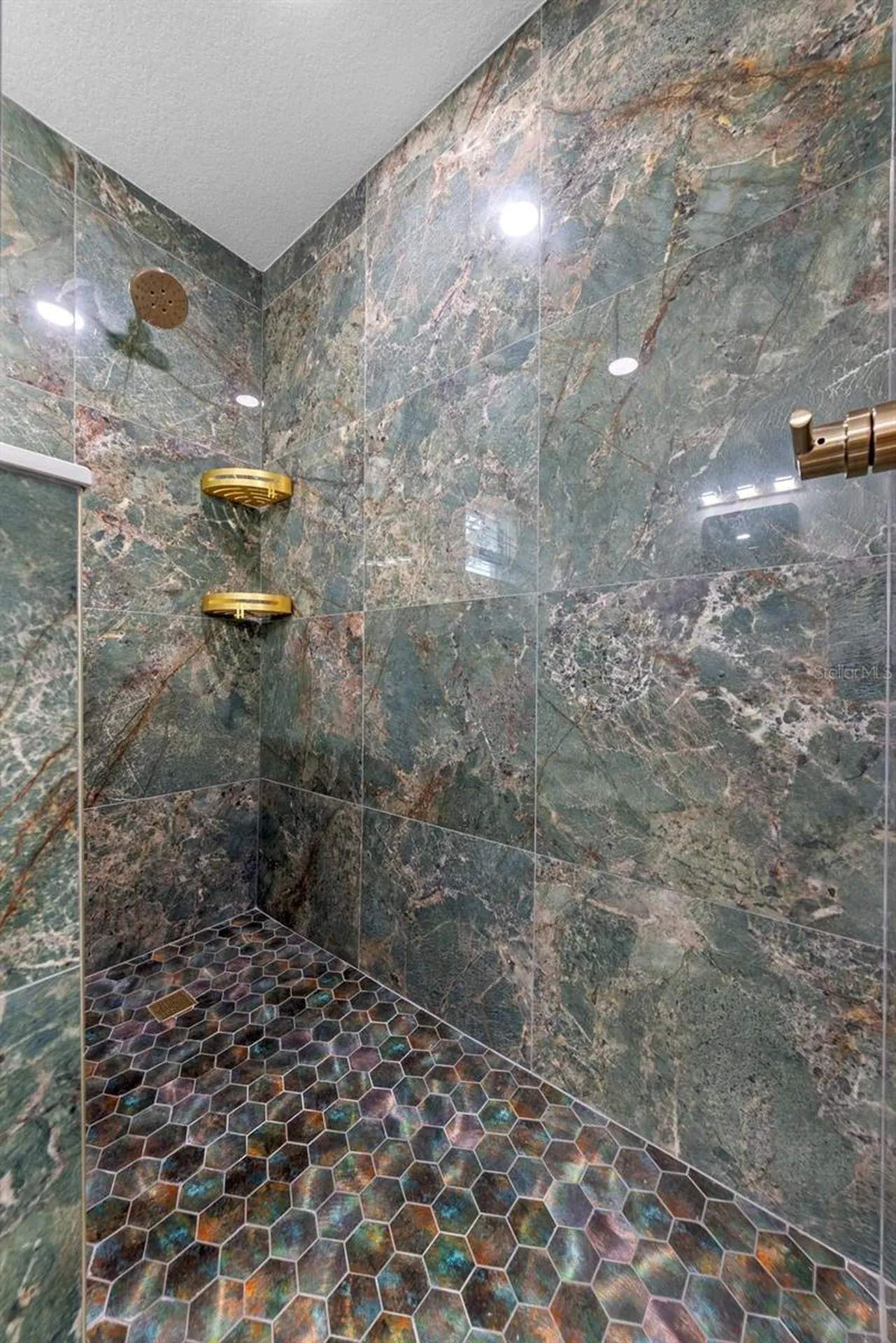5160 80th Way N St Petersburg FL 33709