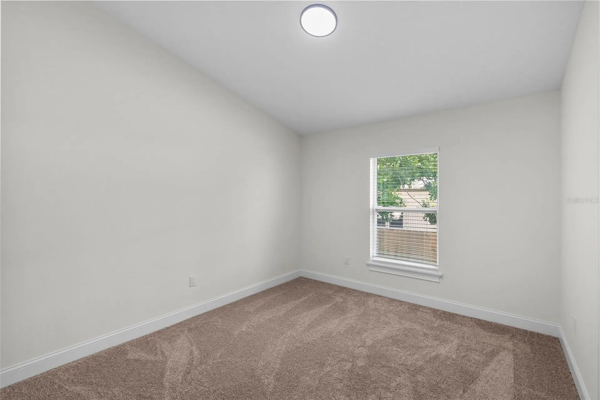 5160 80th Way N St Petersburg FL 33709