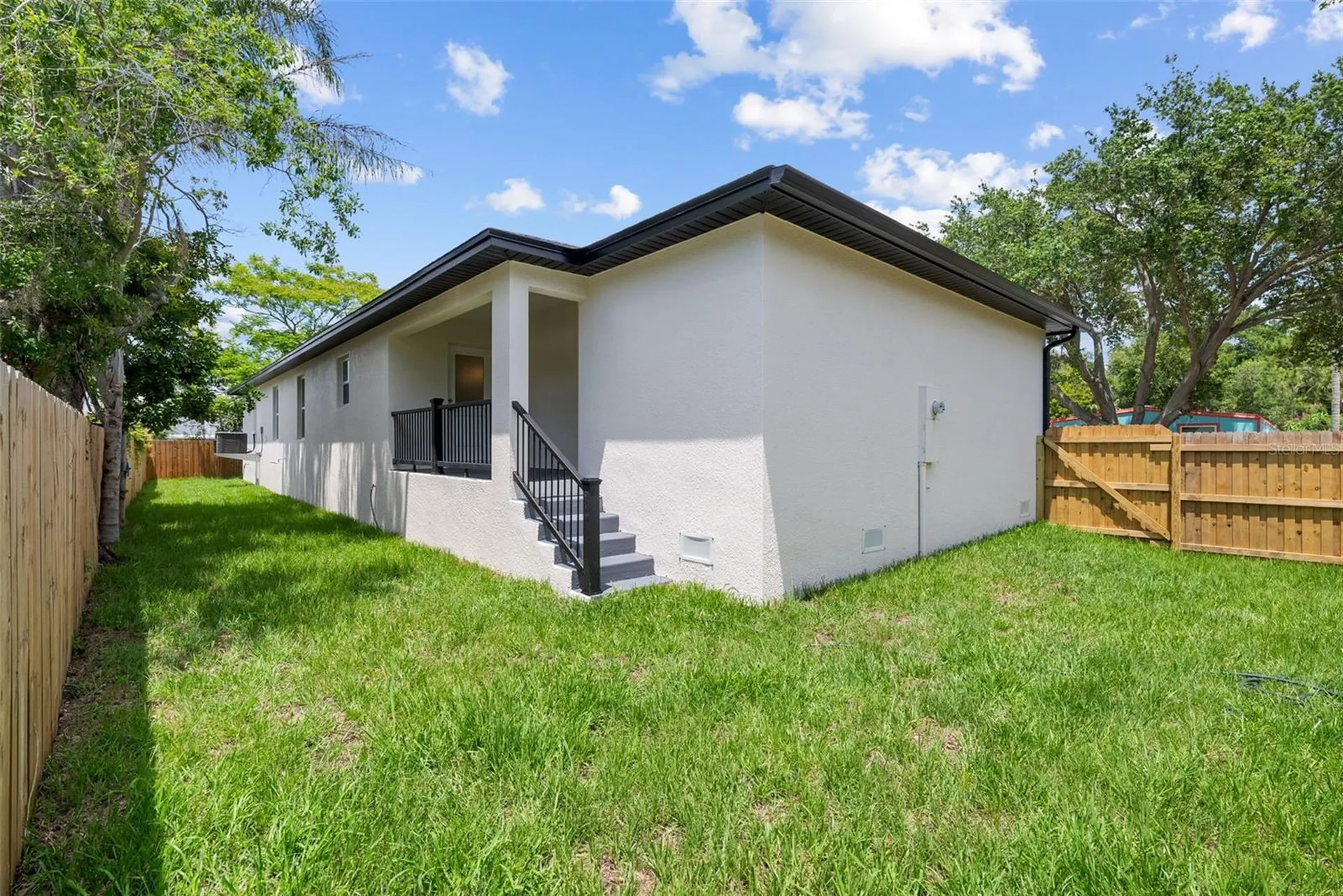 5160 80th Way N St Petersburg FL 33709