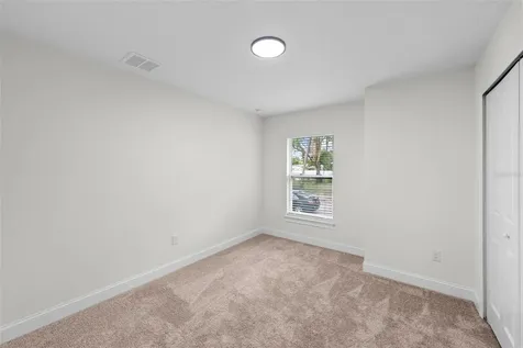 5160 80th Way N St Petersburg FL 33709