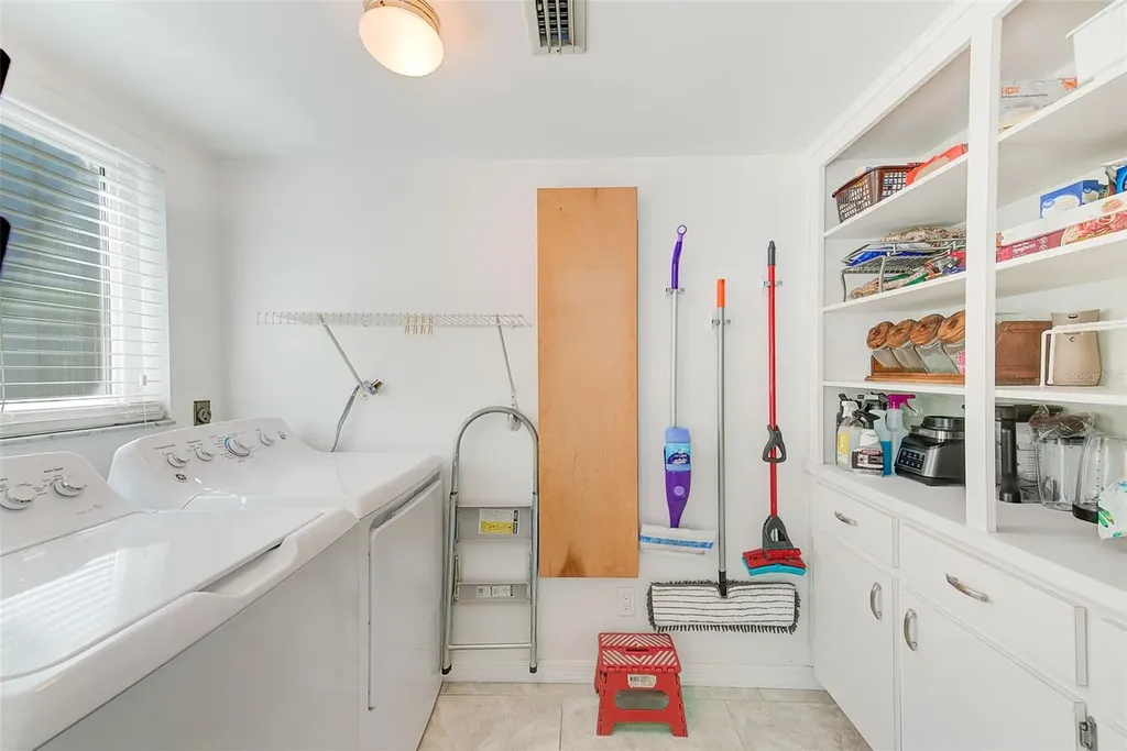 2229 Americus Boulevard W Clearwater FL 33763