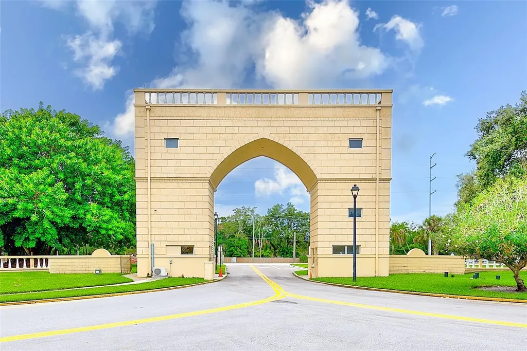 2229 Americus Boulevard W Clearwater FL 33763