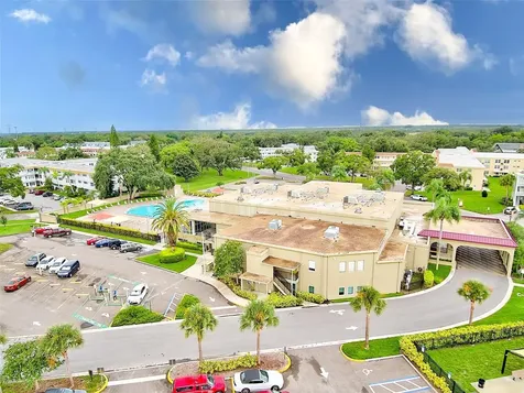 2229 Americus Boulevard W Clearwater FL 33763