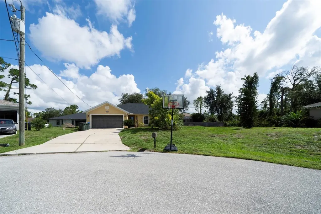 2910 Turk Court North Port FL 34288