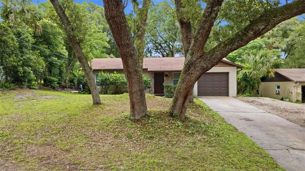2280 Spring Hollow Drive Orange City FL 32763