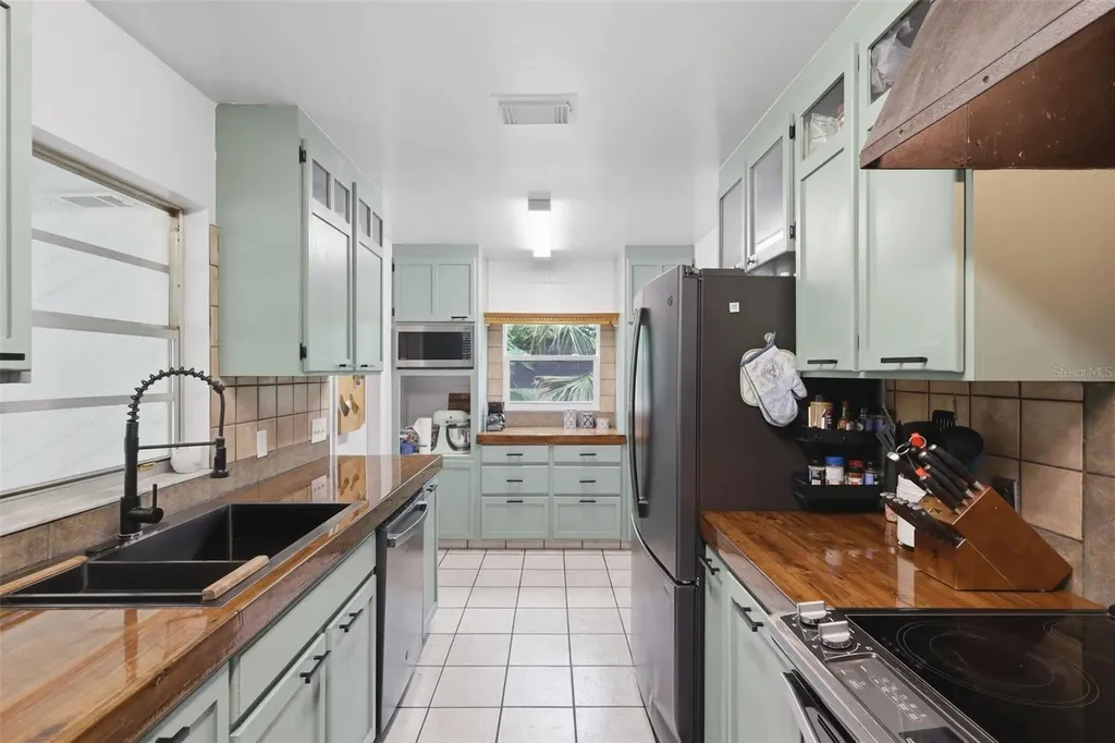 2280 Spring Hollow Drive Orange City FL 32763