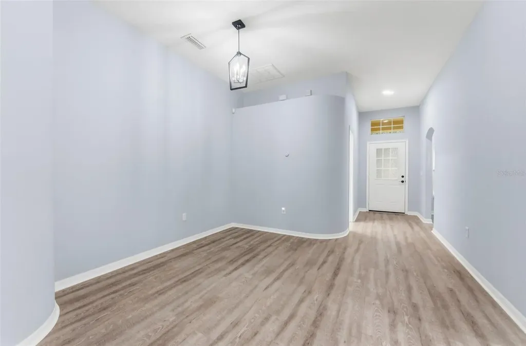 6125 Gannetwood Place Lithia FL 33547