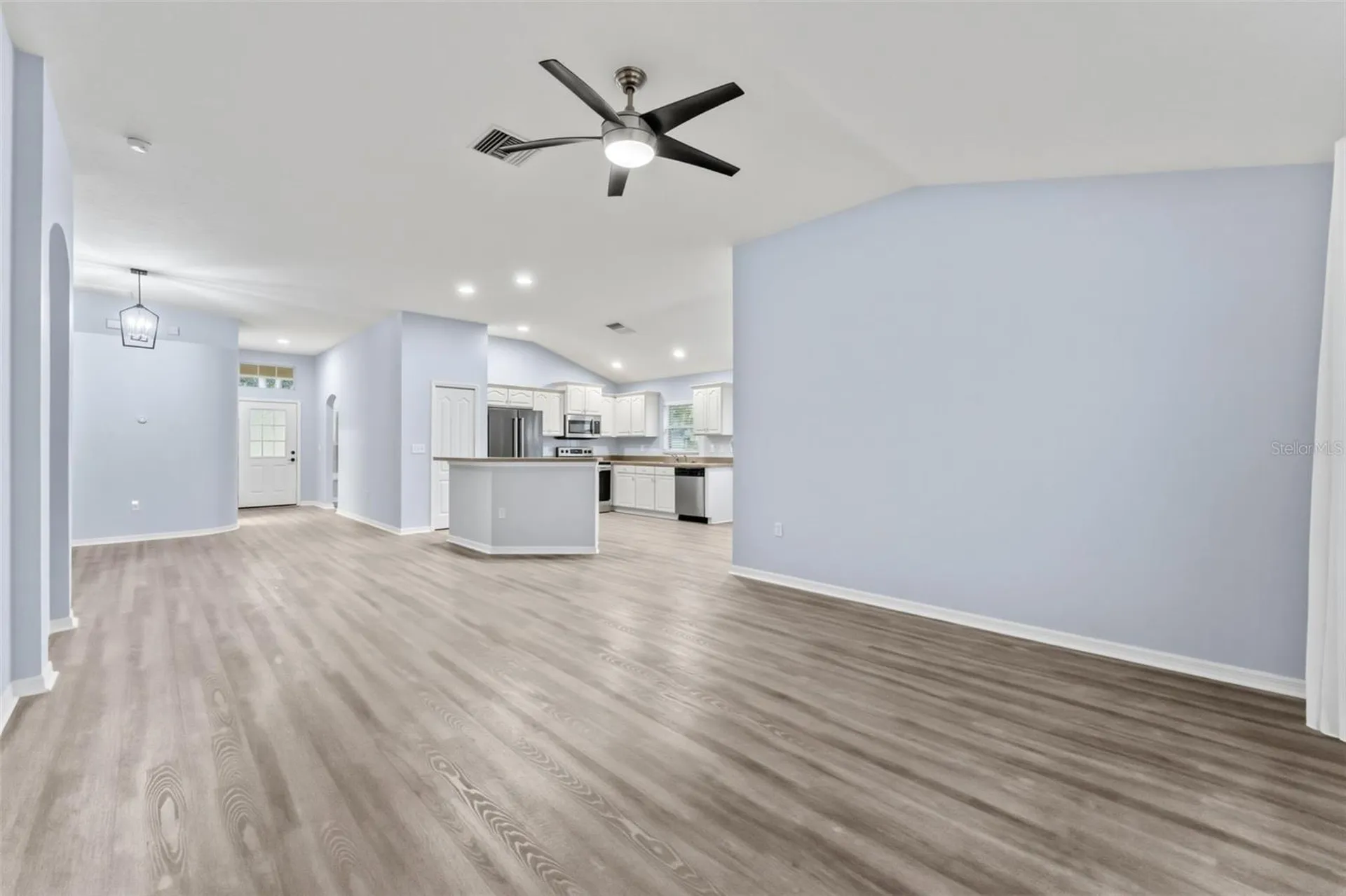 6125 Gannetwood Place Lithia FL 33547