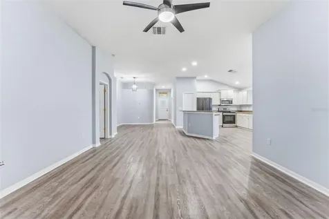 6125 Gannetwood Place Lithia FL 33547