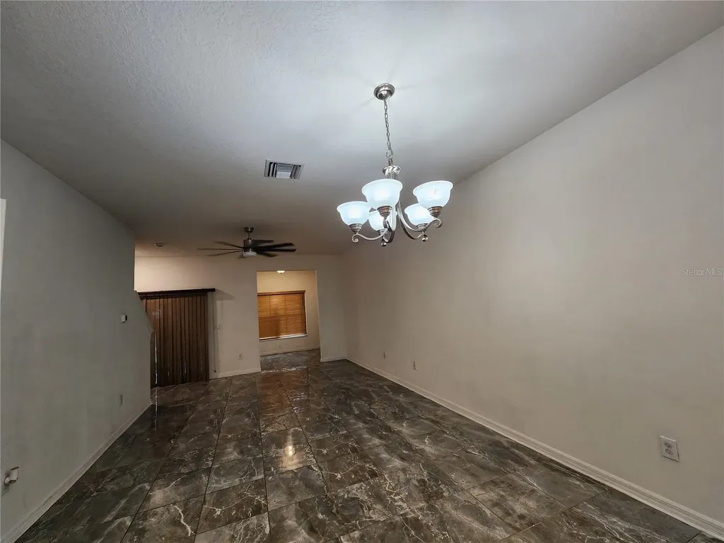 1112 Hillhurst Drive Wesley Chapel FL 33543