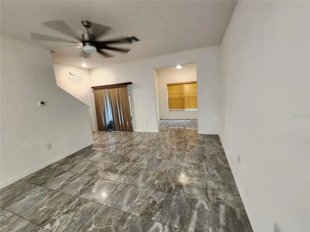 1112 Hillhurst Drive Wesley Chapel FL 33543