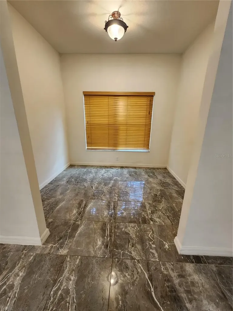 1112 Hillhurst Drive Wesley Chapel FL 33543