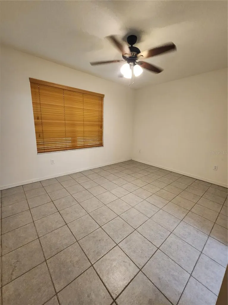 1112 Hillhurst Drive Wesley Chapel FL 33543