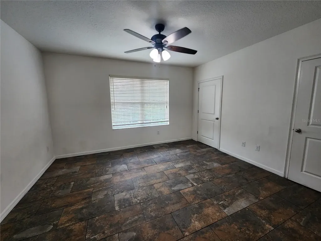1112 Hillhurst Drive Wesley Chapel FL 33543