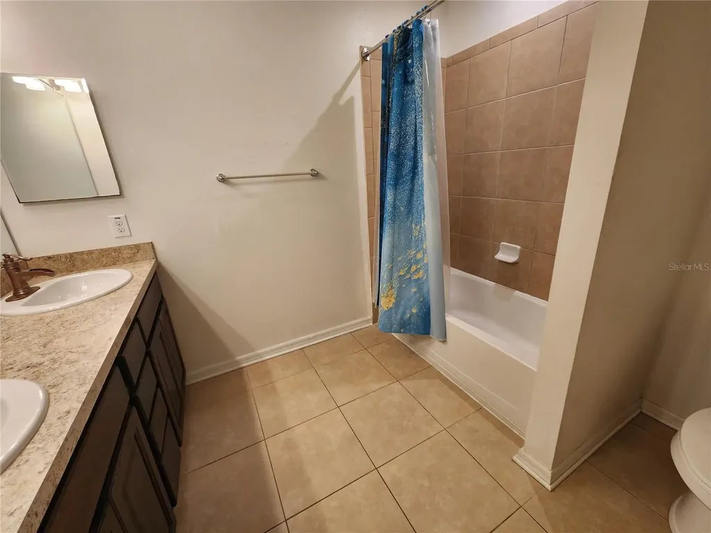 1112 Hillhurst Drive Wesley Chapel FL 33543