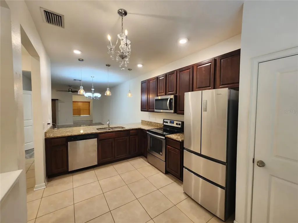 1112 Hillhurst Drive Wesley Chapel FL 33543