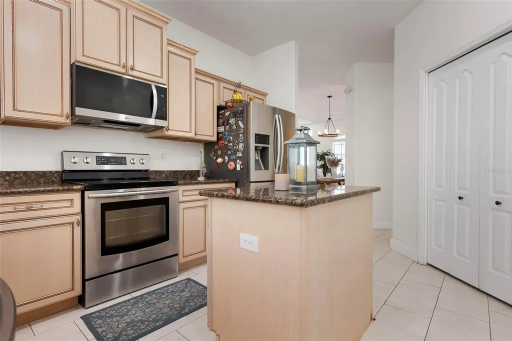 404 Golden Harbour Trail Bradenton FL 34212