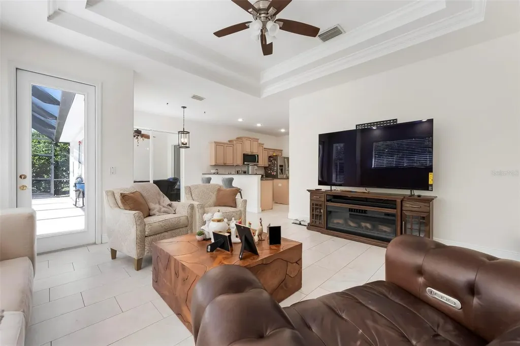 404 Golden Harbour Trail Bradenton FL 34212