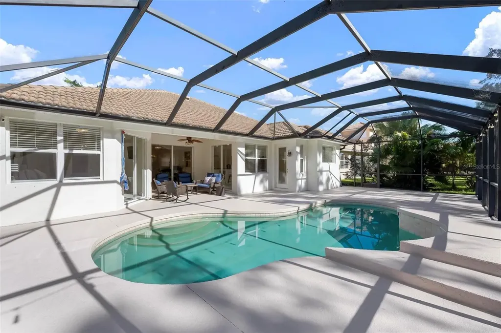 404 Golden Harbour Trail Bradenton FL 34212