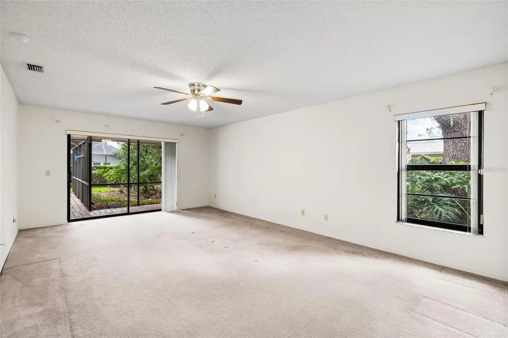 2555 Mason Oaks Drive Valrico FL 33596