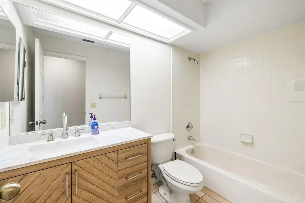 2555 Mason Oaks Drive Valrico FL 33596