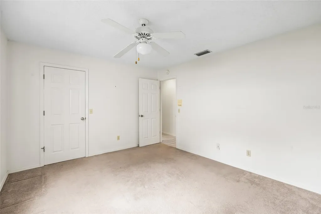 2555 Mason Oaks Drive Valrico FL 33596
