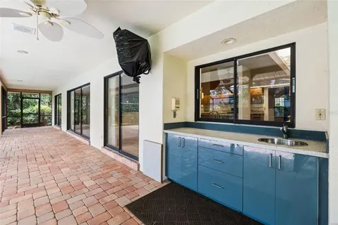 2555 Mason Oaks Drive Valrico FL 33596
