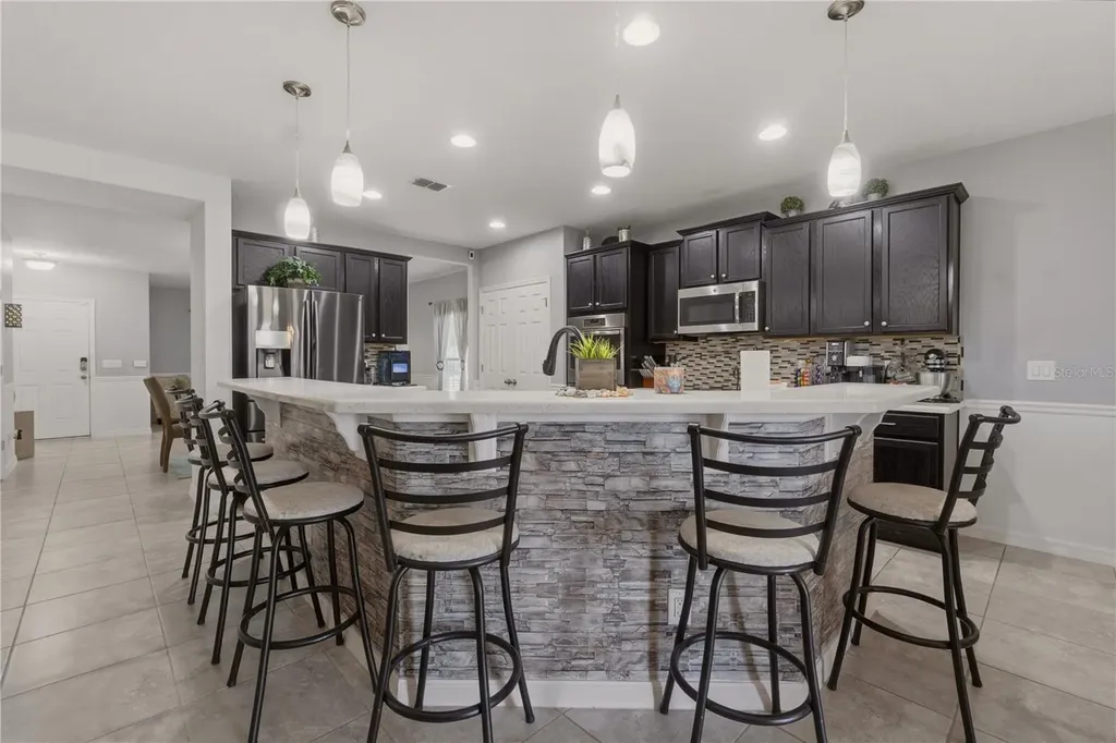 238 Granada Avenue Davenport FL 33837