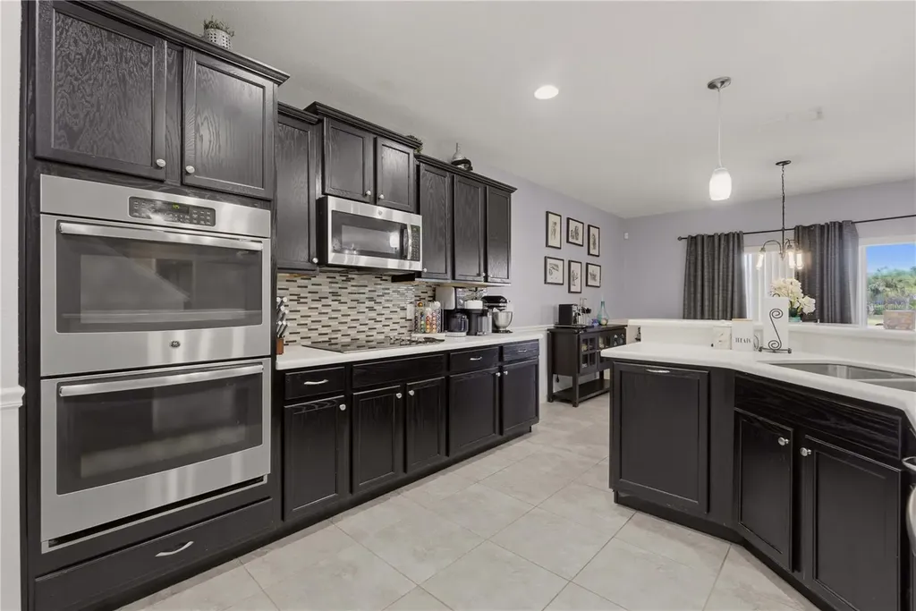 238 Granada Avenue Davenport FL 33837