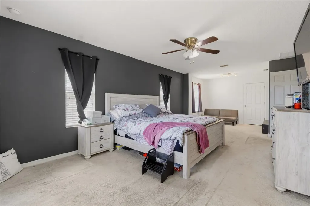 238 Granada Avenue Davenport FL 33837