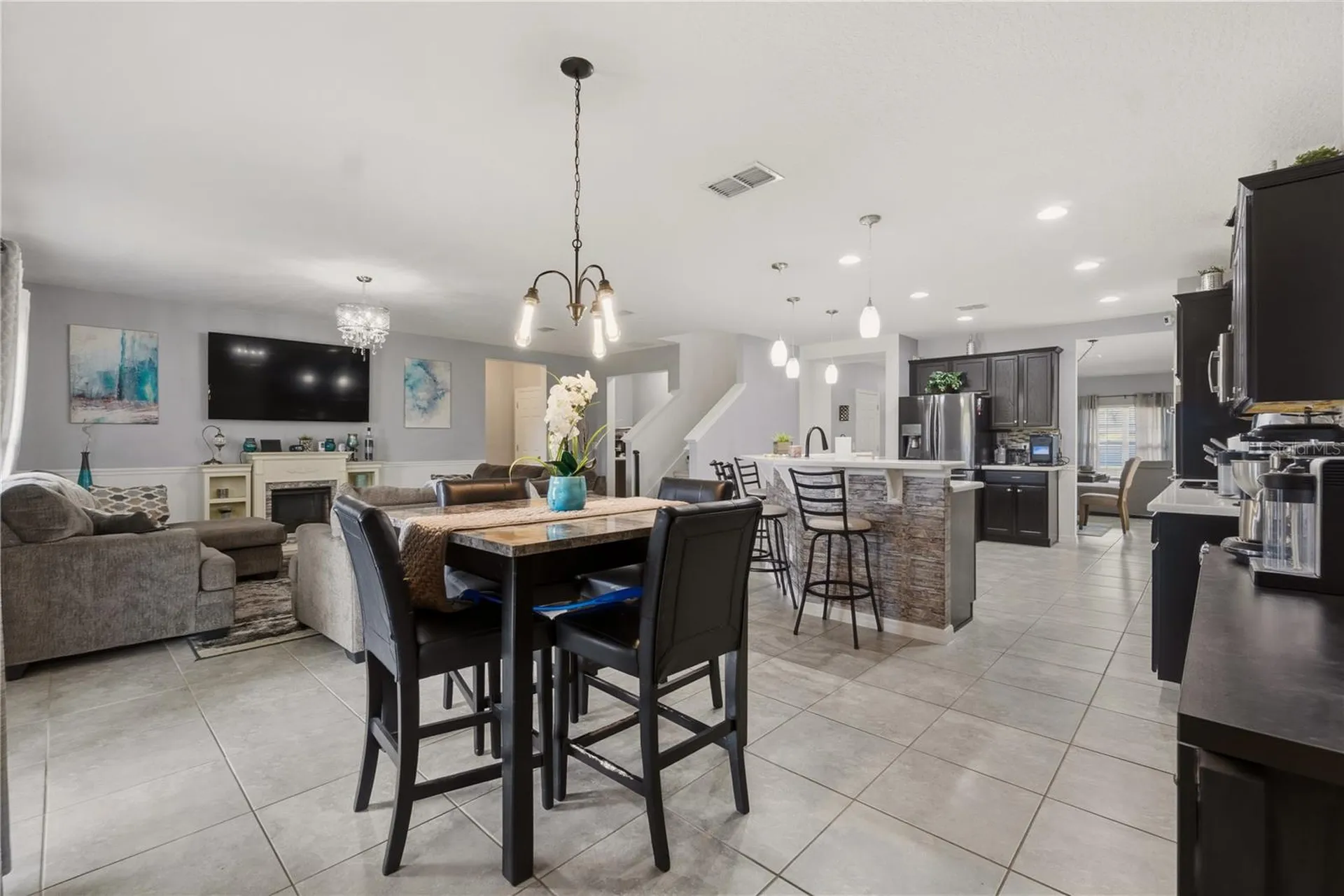 238 Granada Avenue Davenport FL 33837