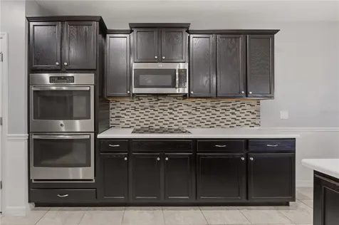 238 Granada Avenue Davenport FL 33837