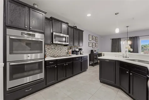 238 Granada Avenue Davenport FL 33837