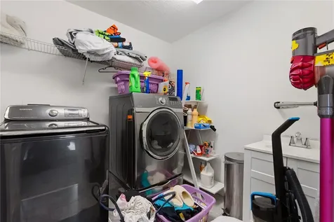 238 Granada Avenue Davenport FL 33837