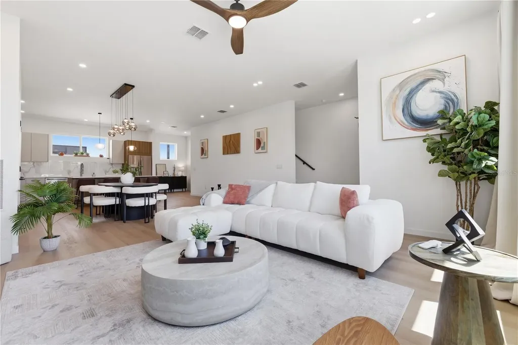 2104 4th Street S St Petersburg FL 33705