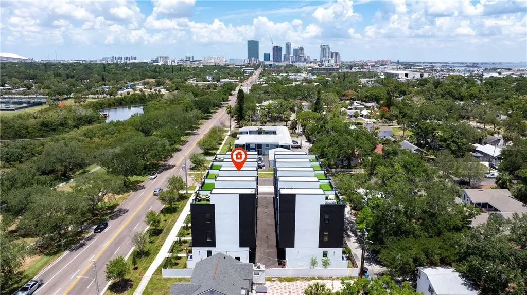 2104 4th Street S St Petersburg FL 33705