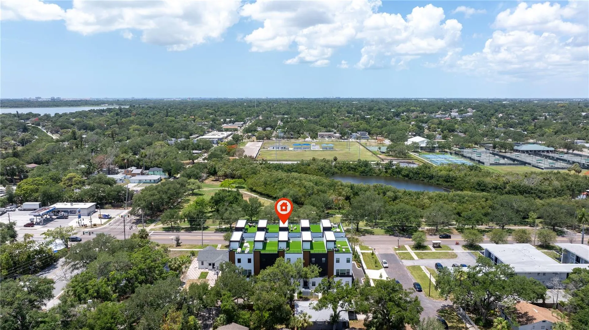 2104 4th Street S St Petersburg FL 33705