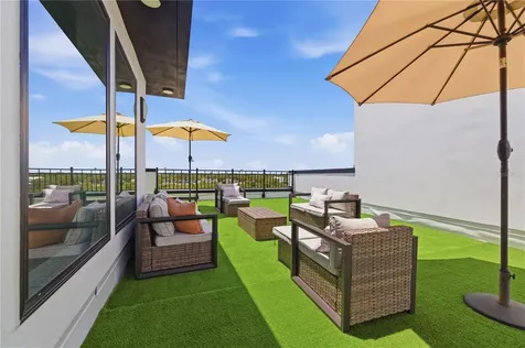 2104 4th Street S St Petersburg FL 33705