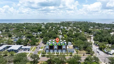 2104 4th Street S St Petersburg FL 33705