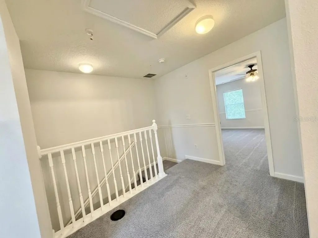 823 Pine Pointe Lane Orlando FL 32828