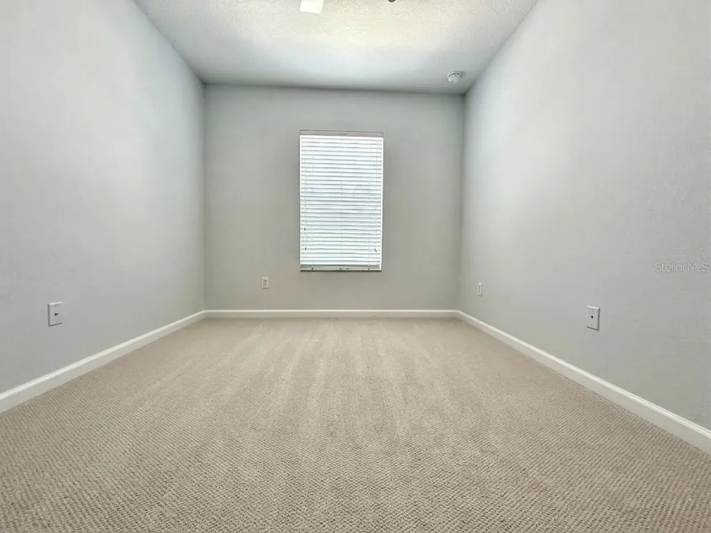 823 Pine Pointe Lane Orlando FL 32828