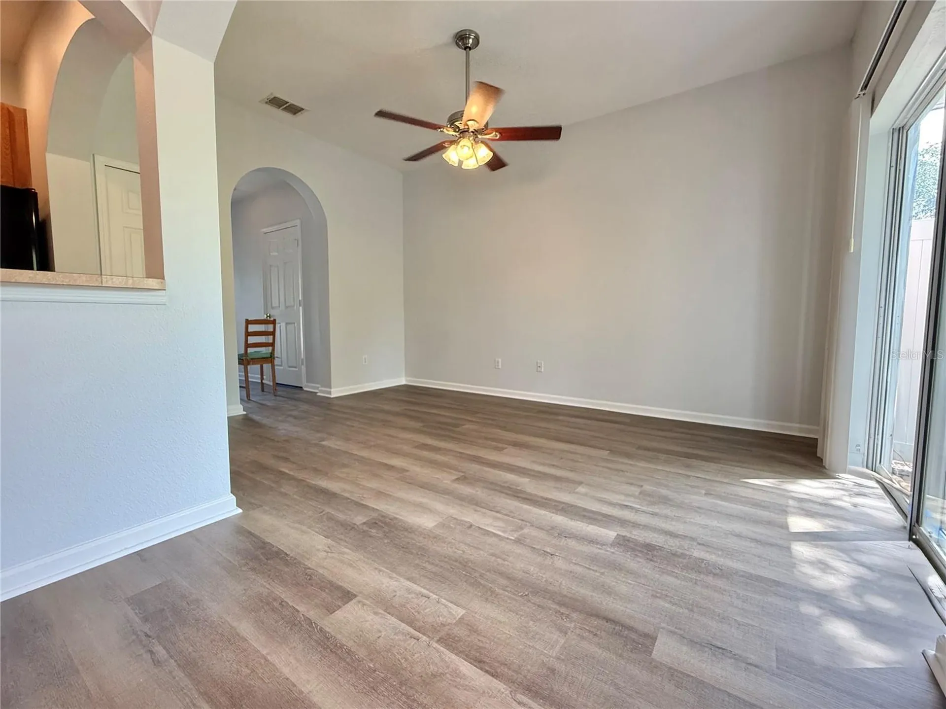 823 Pine Pointe Lane Orlando FL 32828