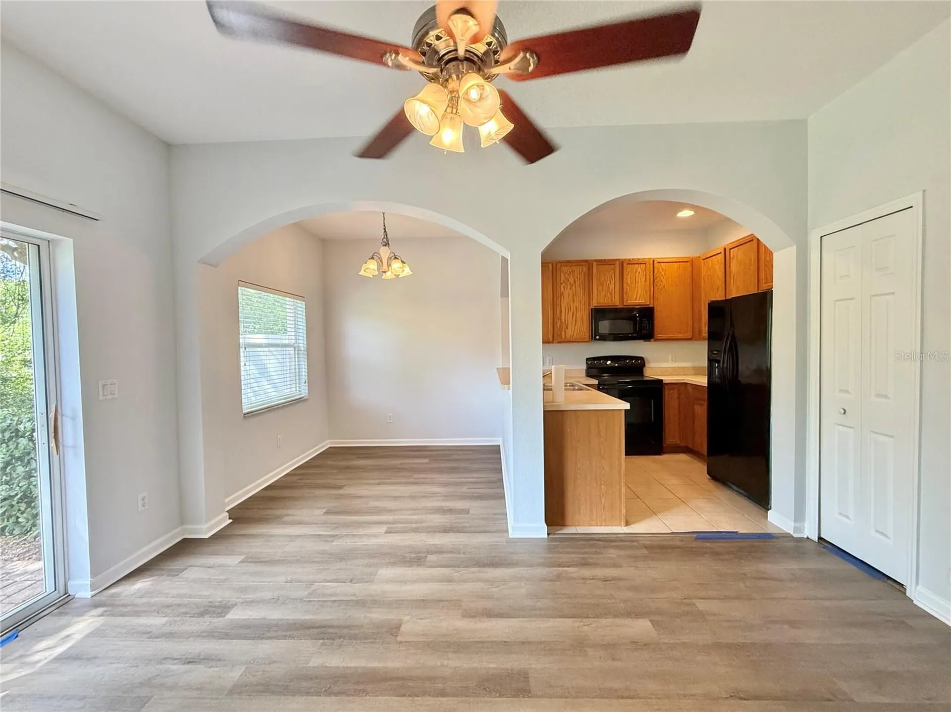 823 Pine Pointe Lane Orlando FL 32828