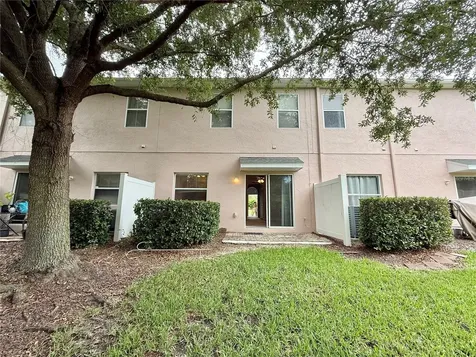 823 Pine Pointe Lane Orlando FL 32828