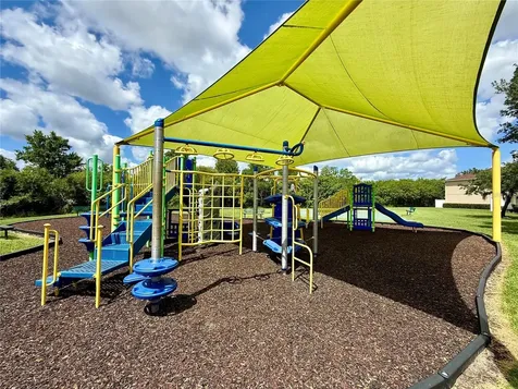 823 Pine Pointe Lane Orlando FL 32828