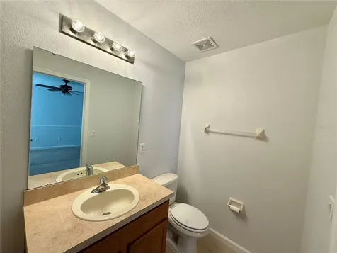 823 Pine Pointe Lane Orlando FL 32828