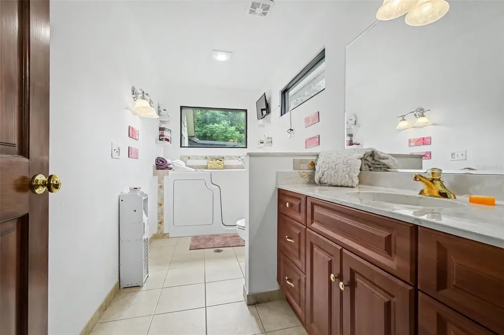 5 Creeksbridge Court Ormond Beach FL 32174